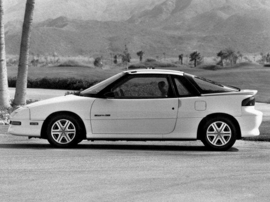  Geo Storm GSi 1989 года  (фото 2 из 3)